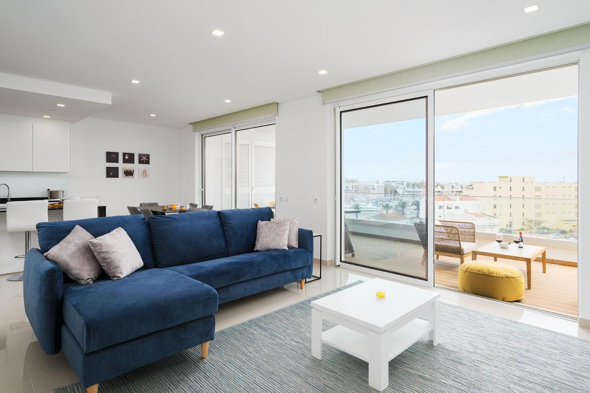 Bright Modern Seaside *