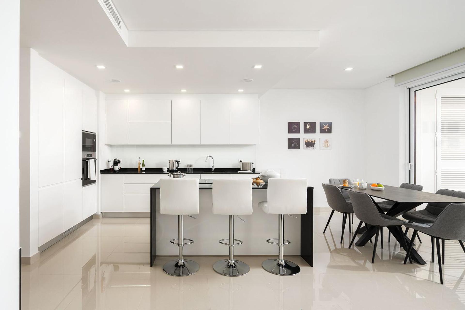 Apartment Bright Modern Seaside Lagos
